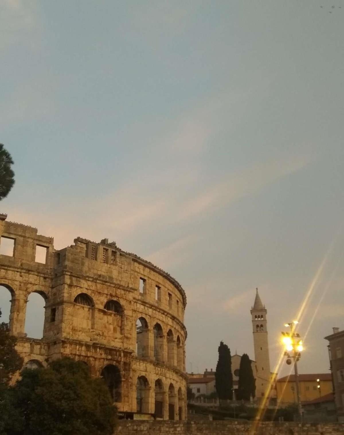 Colorita Studio Pula Exteriér fotografie