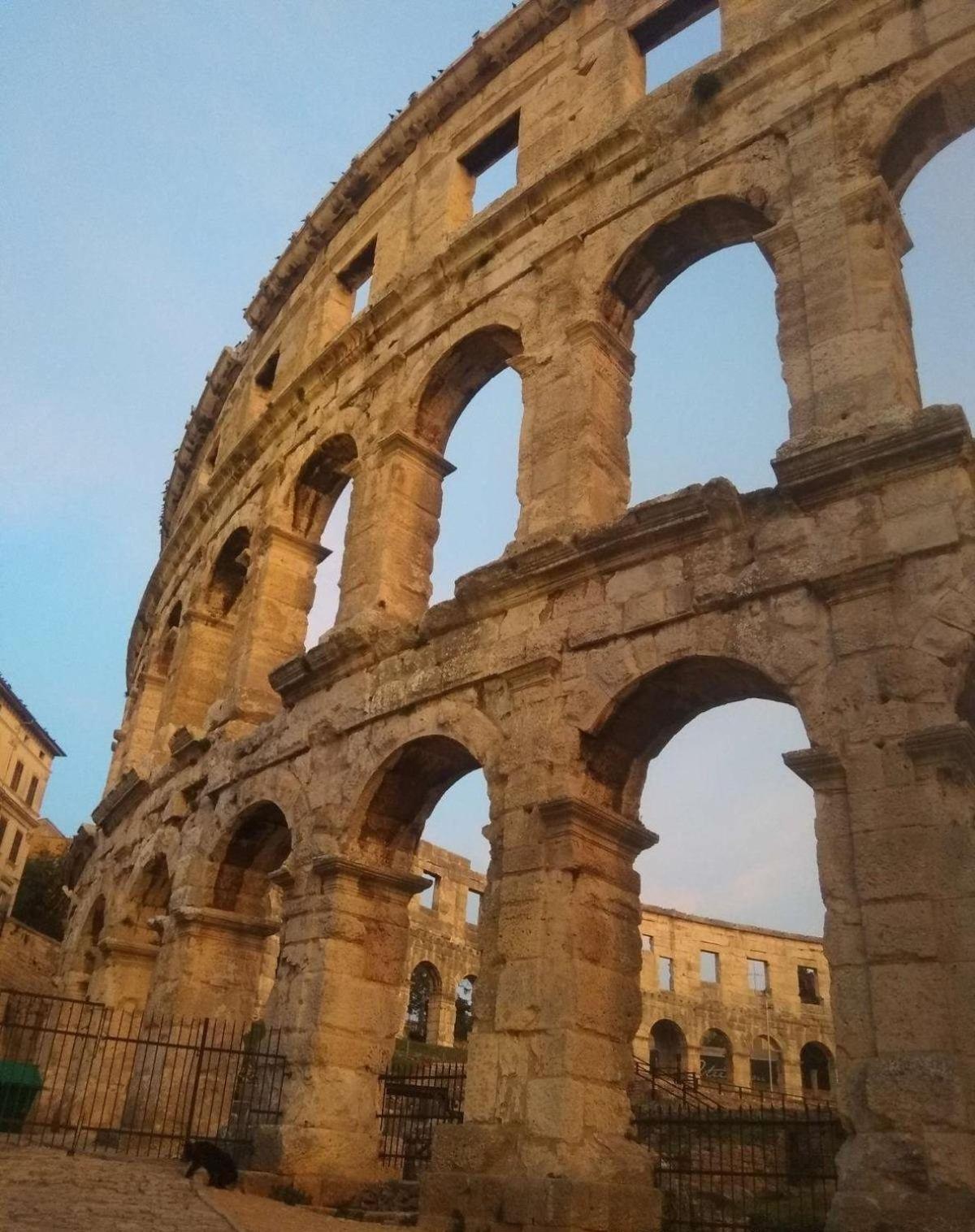 Colorita Studio Pula Exteriér fotografie