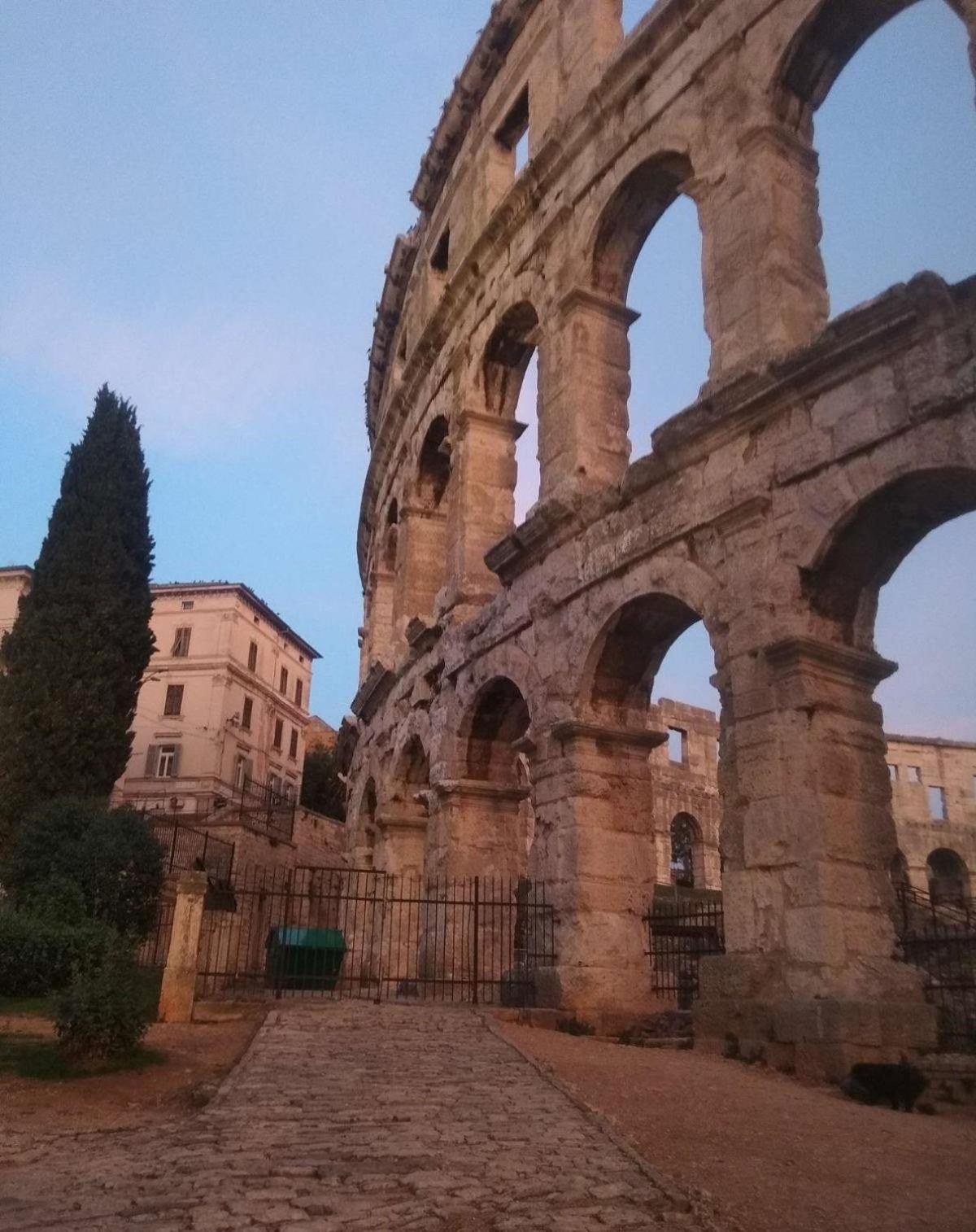 Colorita Studio Pula Exteriér fotografie
